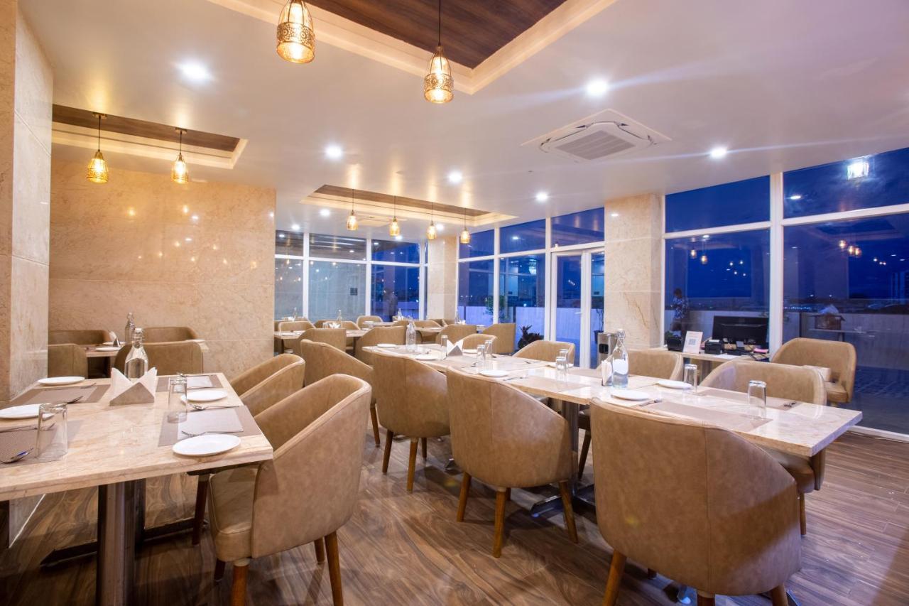 Kingston Hotel Μπανγκαλόρ Εξωτερικό φωτογραφία