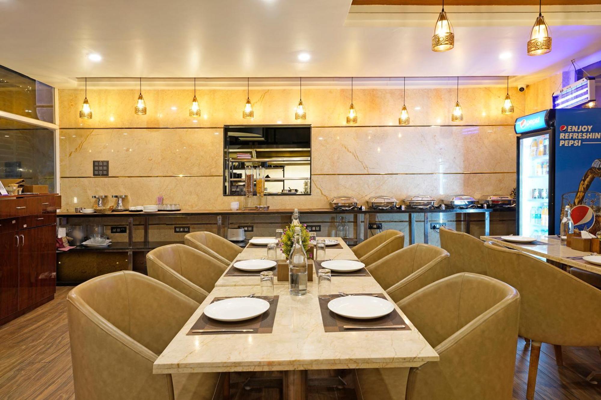 Kingston Hotel Μπανγκαλόρ Εξωτερικό φωτογραφία